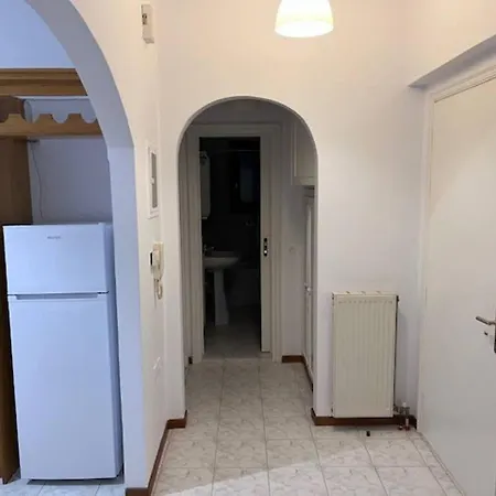 Isidoros Apartment *